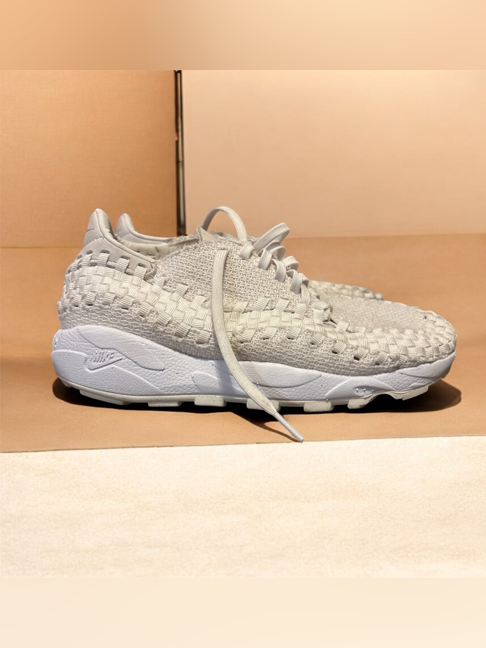 Nike Air Woven Phantom FZ0405-001 Low-Top Sneakers in Off-White Women’s 10.5